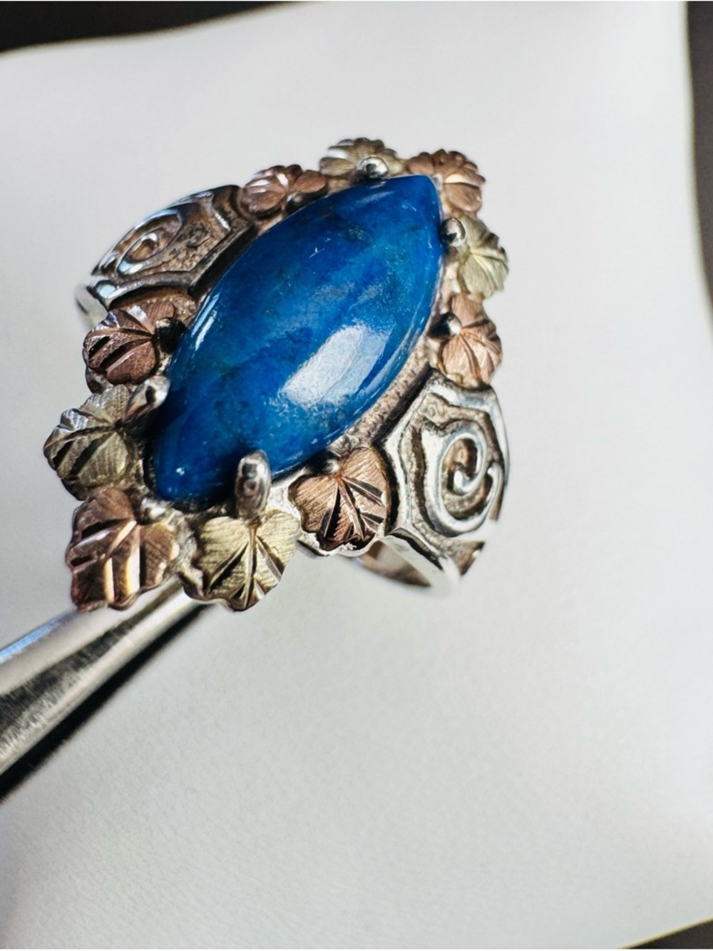 VTG Sterling Silver and 12K Rose Gold Lapis Ring Black Hills Gold Leaf Accents - Picture 5 of 6